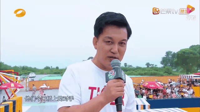 爱游戏体育-青岛中能客场逆转，战胜实力强劲对手